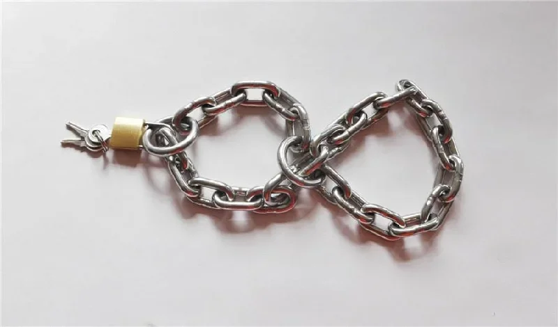 adjustable-stainless-hand-chains-cuff