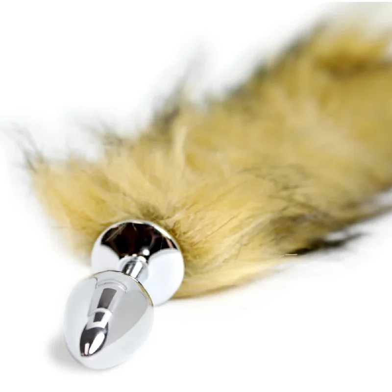 faux-fur-tail-metal-butt-plug